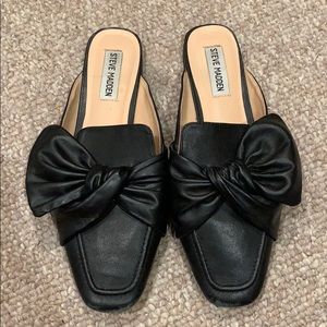 Steve Madden Leather Bow Tie Mules